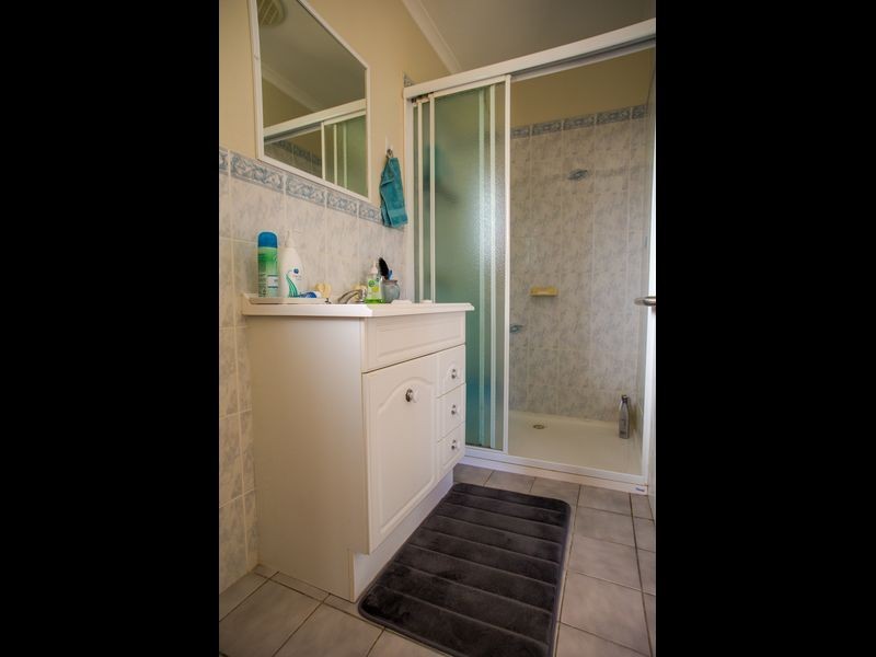 35 Pear Tree Place, Moruya NSW 2537