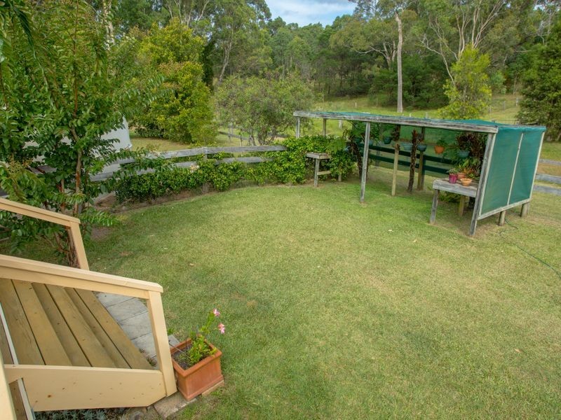 35 Pear Tree Place, Moruya NSW 2537