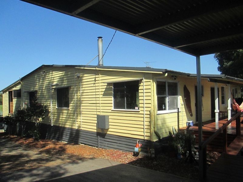 12 Dwyers Creek Road, Moruya NSW 2537