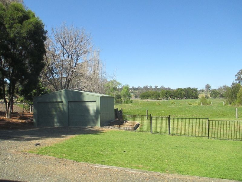 12 Dwyers Creek Road, Moruya NSW 2537