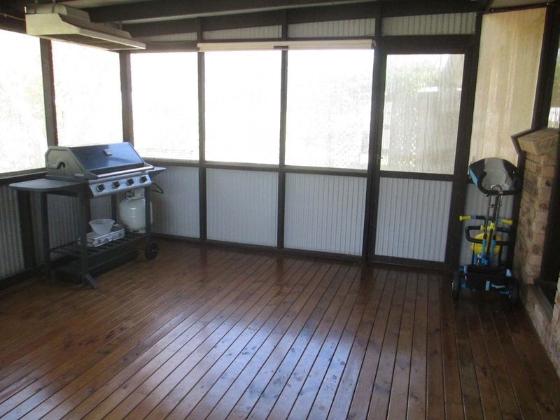 10 Heffernan Place, Moruya NSW 2537