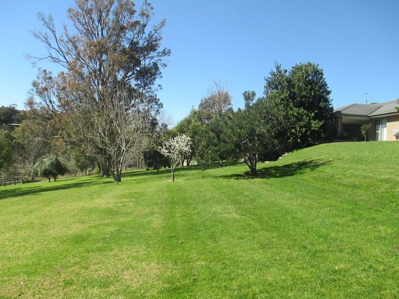 81 Yarragee Road, Moruya NSW 2537