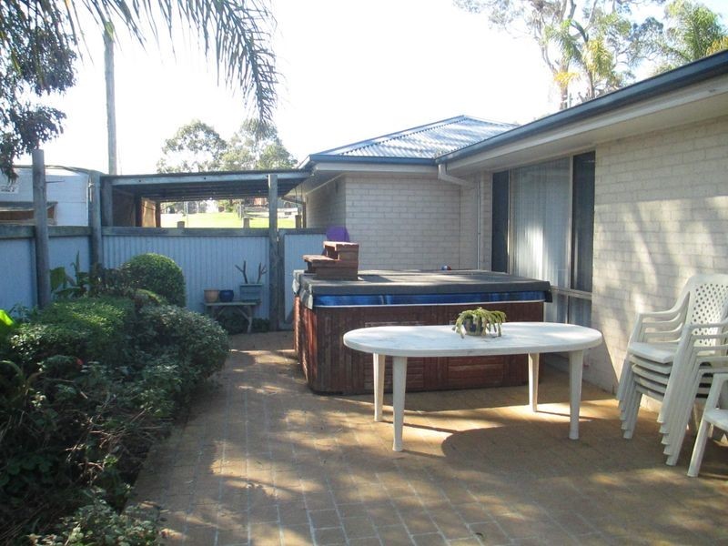 2 Dwyers Creek Road, Moruya NSW 2537