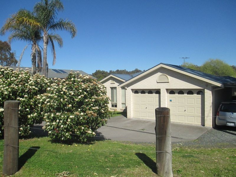 2 Dwyers Creek Road, Moruya NSW 2537