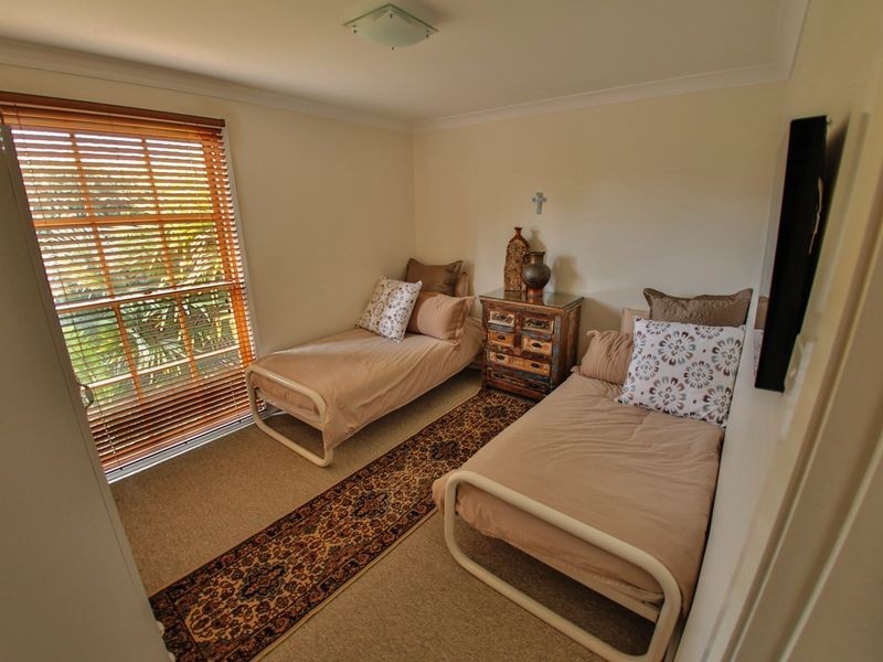 4 Marlin Avenue, Batemans Bay NSW 2536