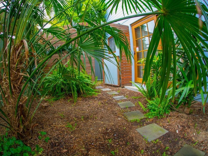 4 Marlin Avenue, Batemans Bay NSW 2536