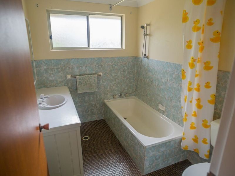 28 Costin Street, Moruya NSW 2537