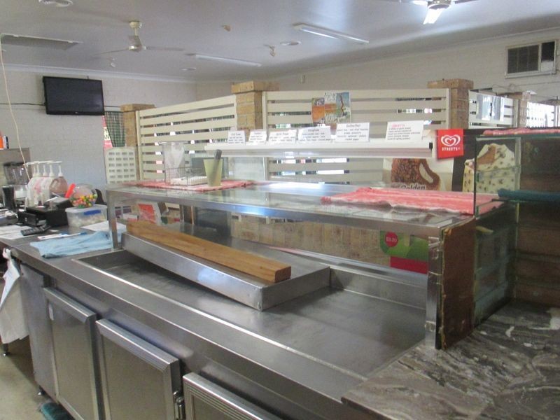 Shop 3/640 Beach Road, Surf Beach NSW 2536
