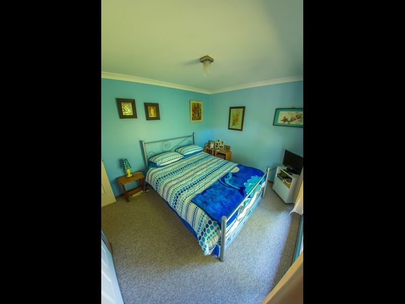 14 Crest Crescent, Moruya Heads NSW 2537