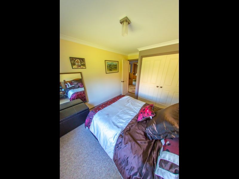 14 Crest Crescent, Moruya Heads NSW 2537