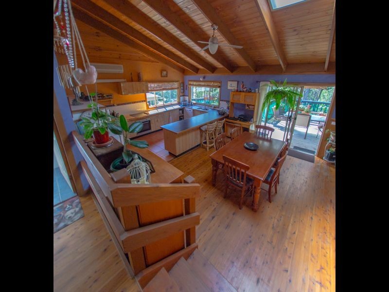 14 Crest Crescent, Moruya Heads NSW 2537