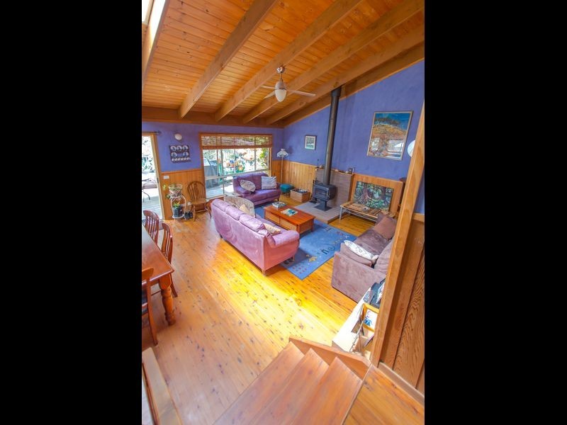 14 Crest Crescent, Moruya Heads NSW 2537