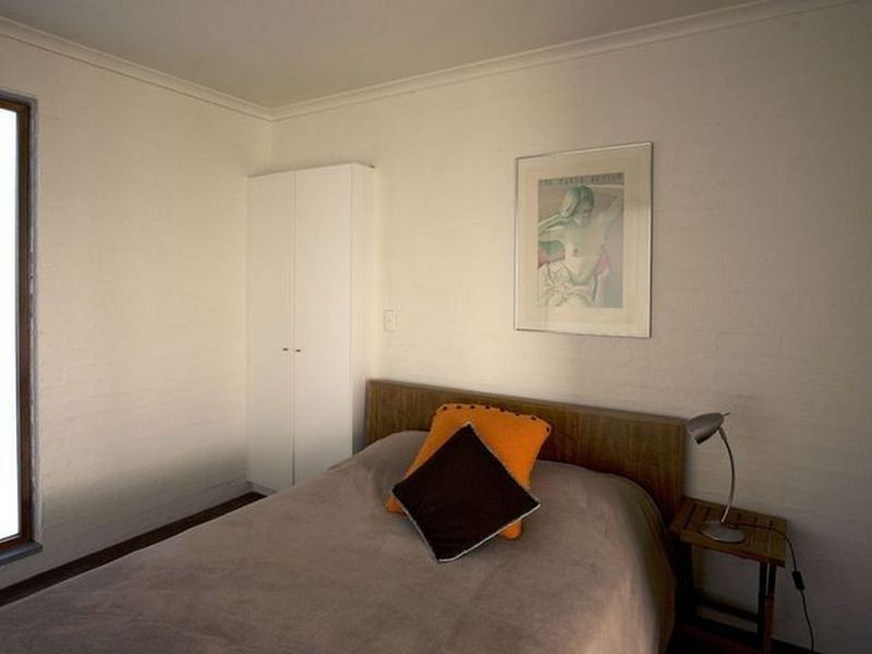 4 Davis Pl, Moruya NSW 2537