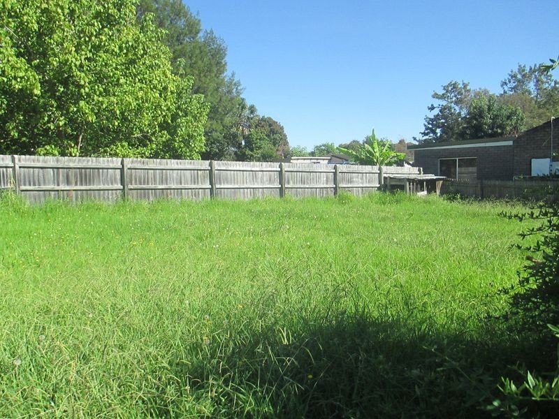 155 Vulcan Street, Moruya NSW 2537