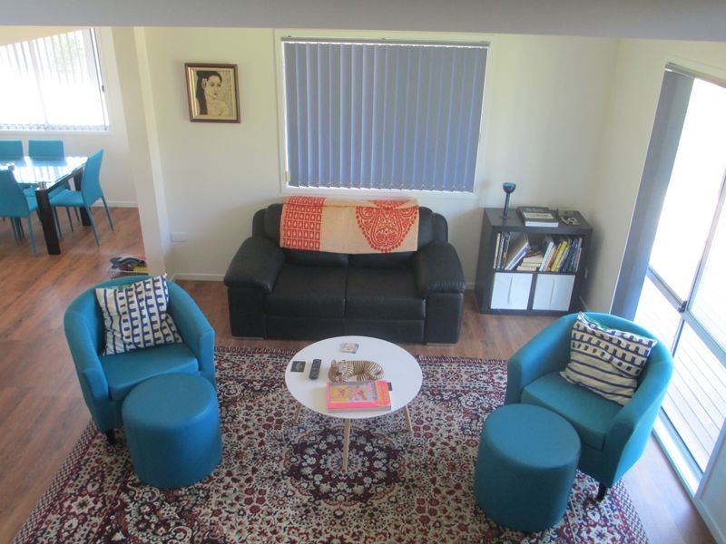 5 Renee Crescent, Moruya Heads NSW 2537