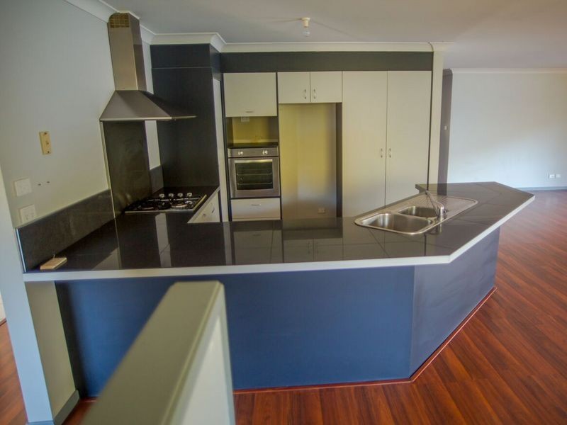 26 Renee Crescent, Moruya Heads NSW 2537