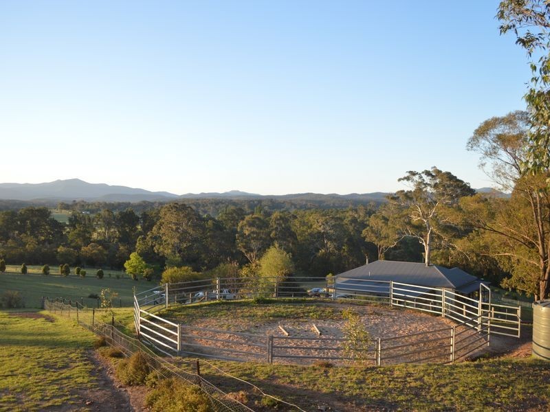 73 Wamban Road, Moruya NSW 2537