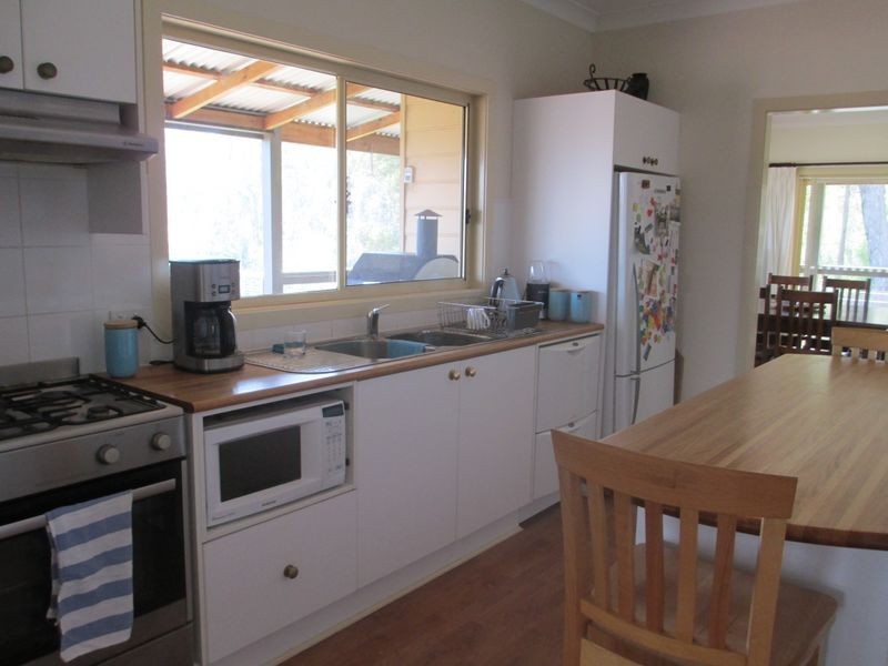 73 Wamban Road, Moruya NSW 2537