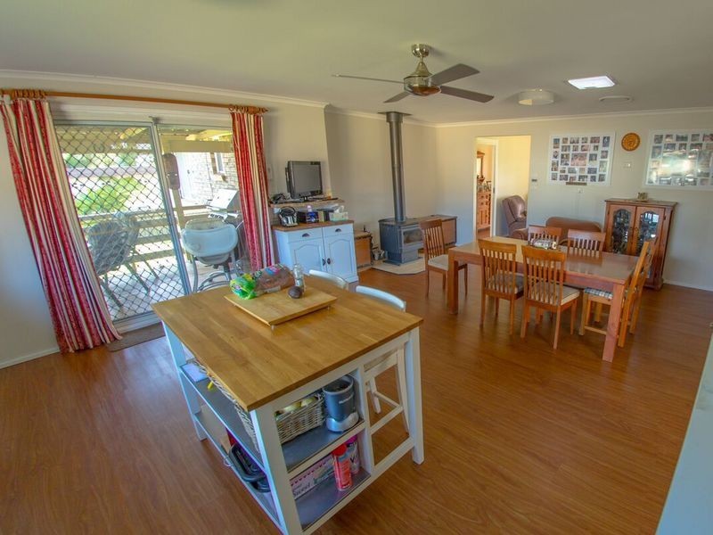 25 Thomas Street, Moruya NSW 2537