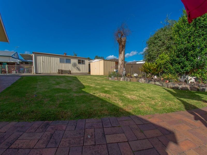 25 Thomas Street, Moruya NSW 2537