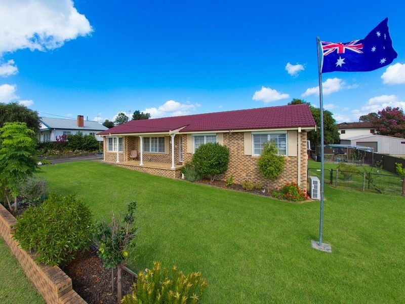 25 Thomas Street, Moruya NSW 2537