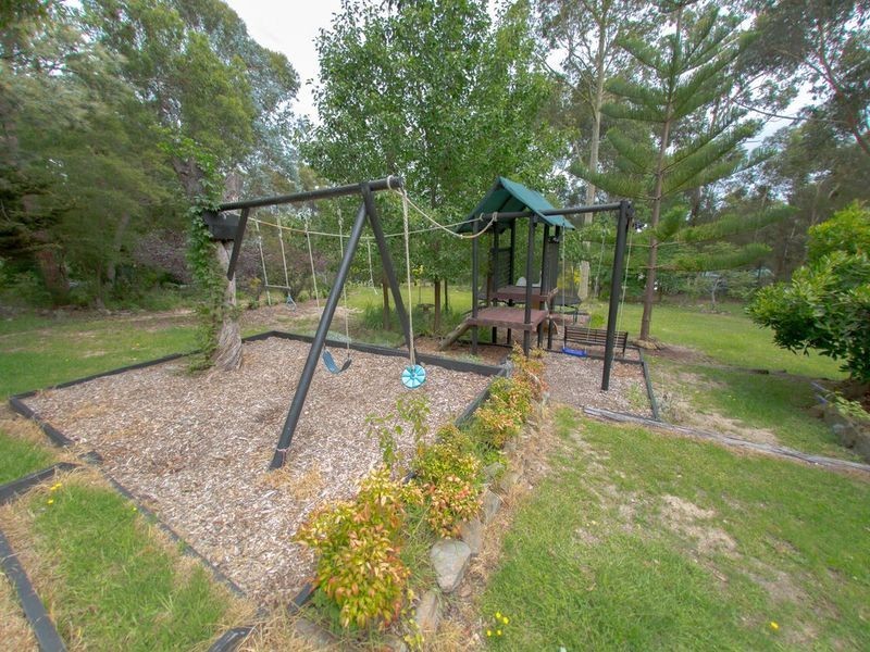 19 Kookaburra Place, Bodalla NSW 2545