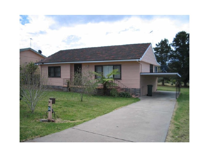 34 MURRAY ST, Moruya NSW 2537
