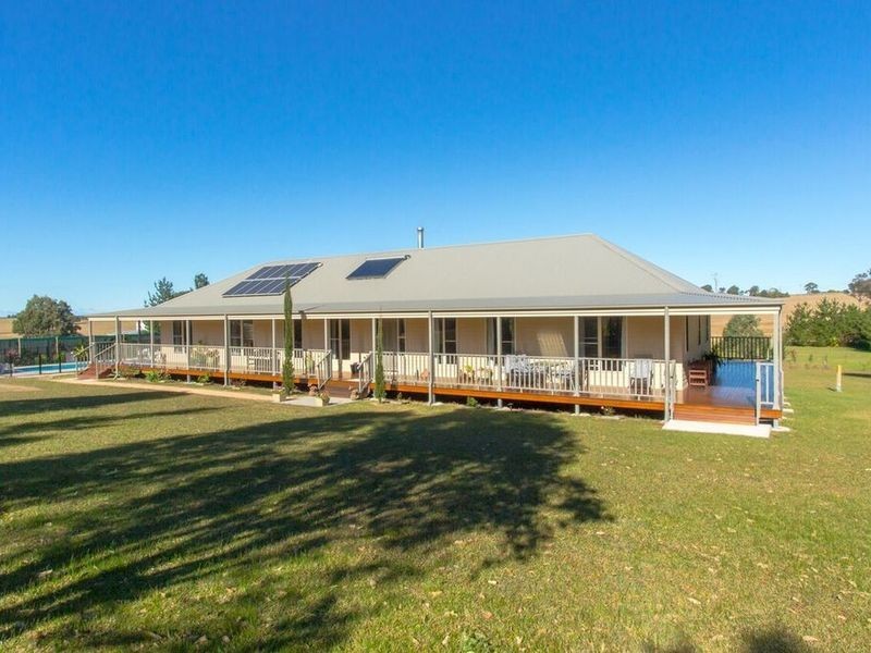19 Mountain View Road, Moruya NSW 2537