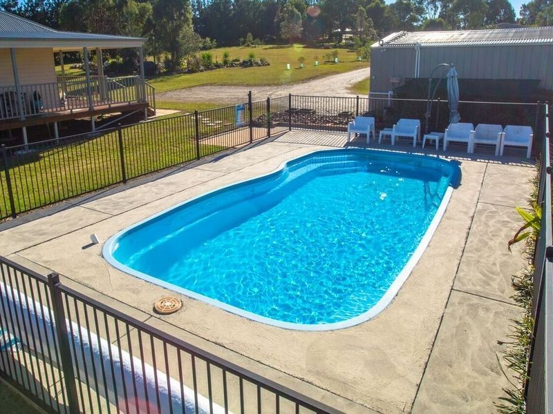 19 Mountain View Road, Moruya NSW 2537