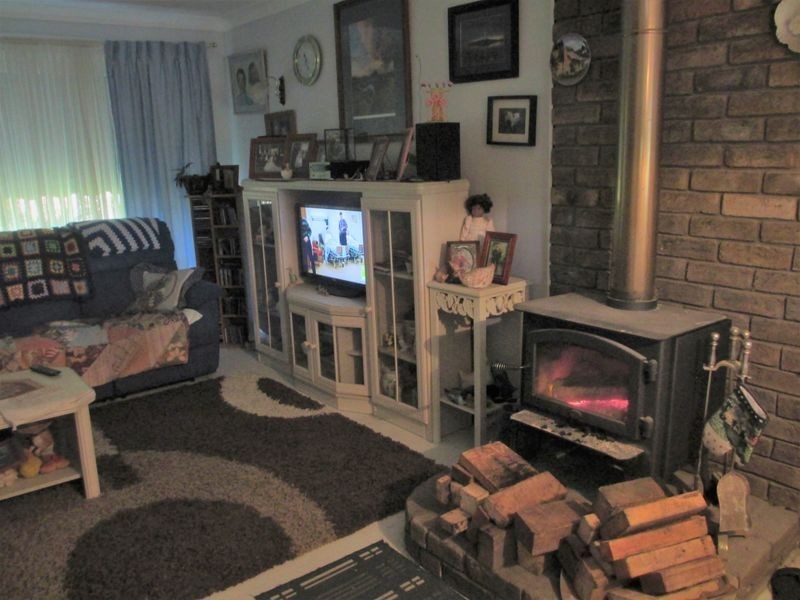 19 Anderson Street, Moruya NSW 2537