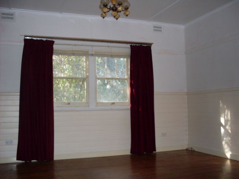 33 Evans St, Moruya NSW 2537