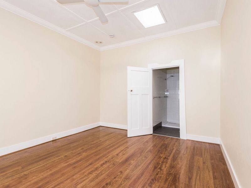 33 Page Street, Moruya NSW 2537