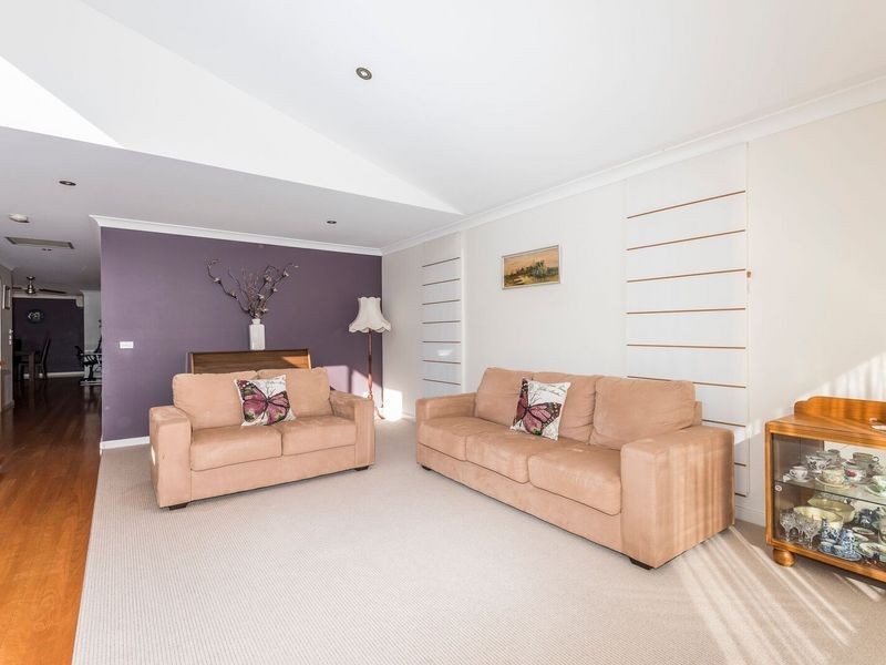 6 Crinum Place, Catalina NSW 2536