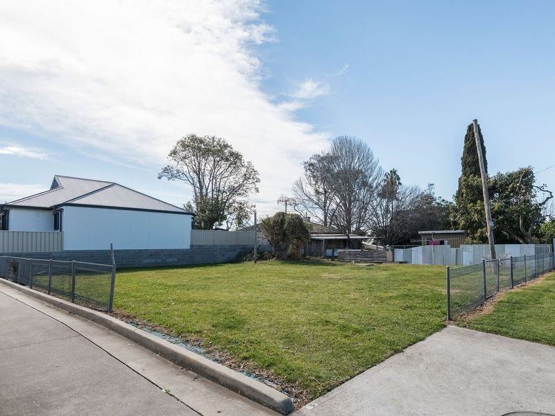 22B Church Street, Moruya NSW 2537