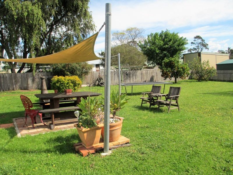 10 Queen Street, Moruya NSW 2537