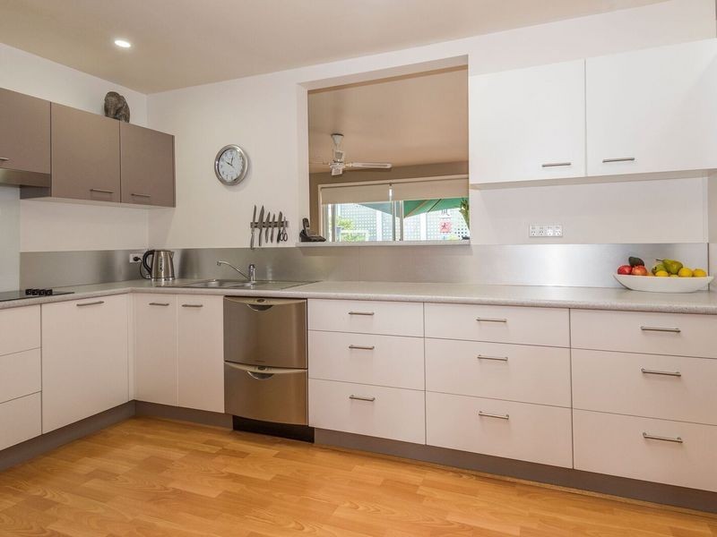 31 Elizabeth Street, Moruya Heads NSW 2537