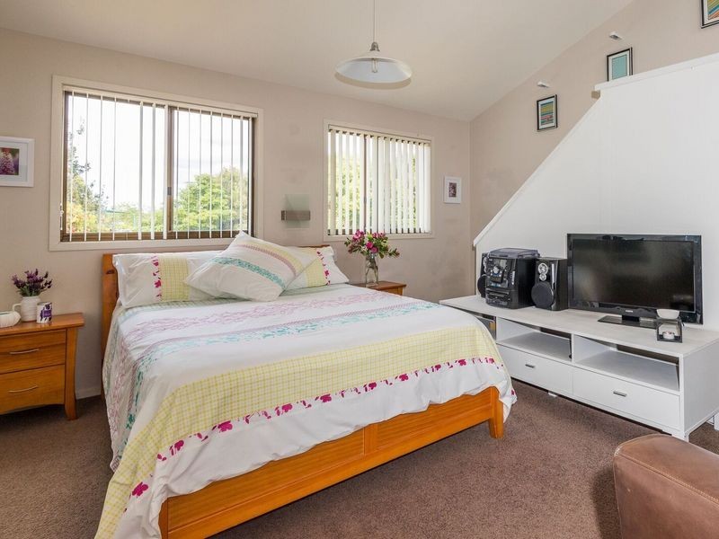 31 Elizabeth Street, Moruya Heads NSW 2537