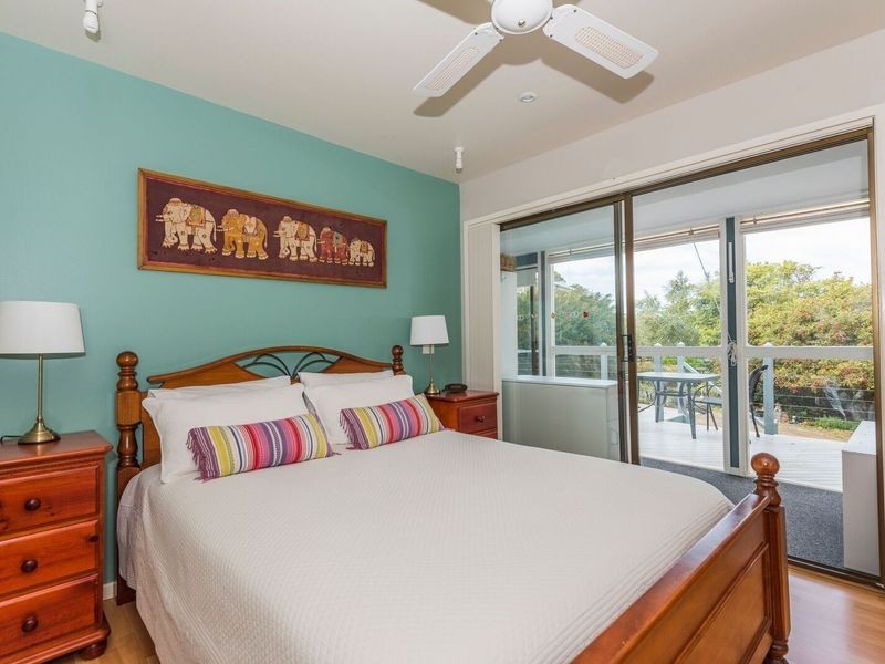 31 Elizabeth Street, Moruya Heads NSW 2537