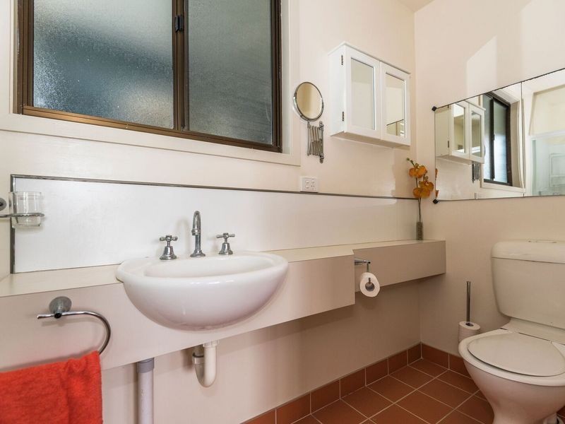 31 Elizabeth Street, Moruya Heads NSW 2537