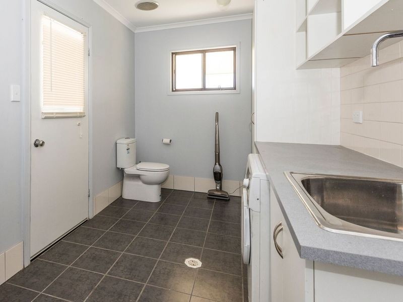 80 Spencer Street, Moruya NSW 2537