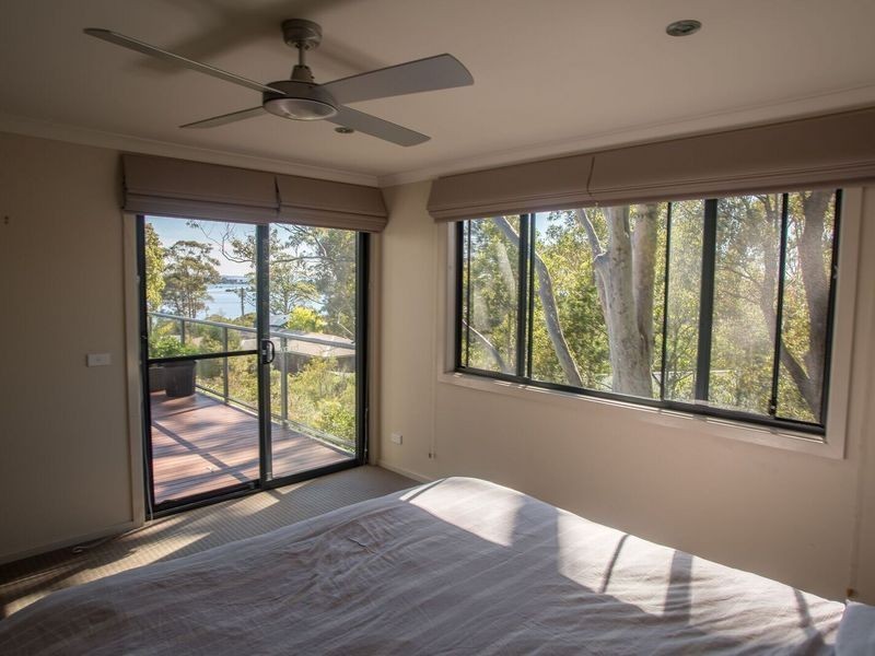 8 Hazel Road, Moruya Heads NSW 2537