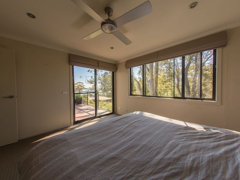 8 Hazel Road, Moruya Heads NSW 2537