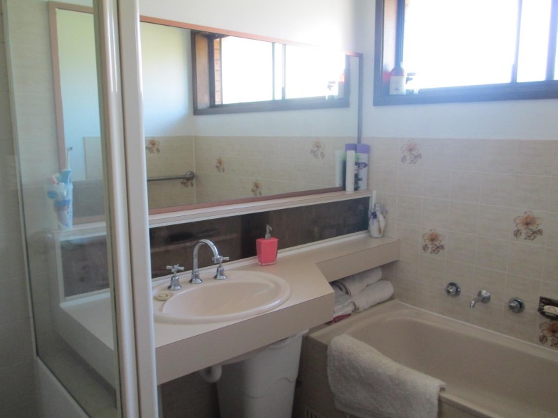 3A Luck Street, Moruya NSW 2537