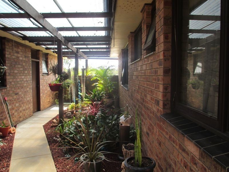 19 Wamban Road, Moruya NSW 2537