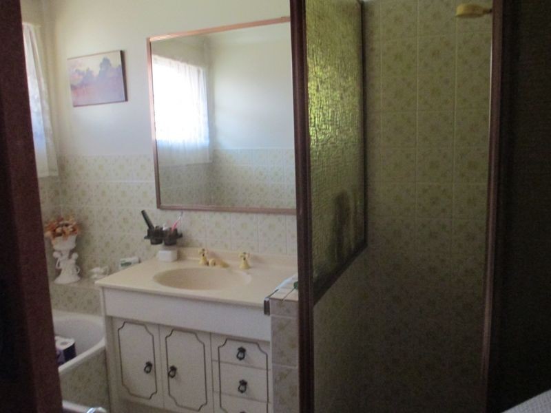 19 Wamban Road, Moruya NSW 2537