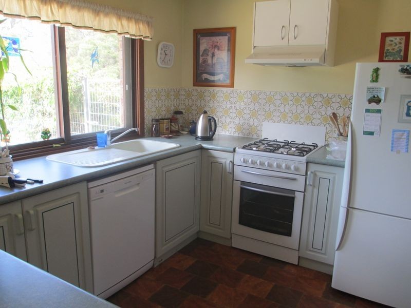 19 Wamban Road, Moruya NSW 2537