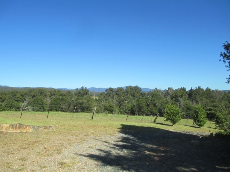 81 Wamban Road, Moruya NSW 2537