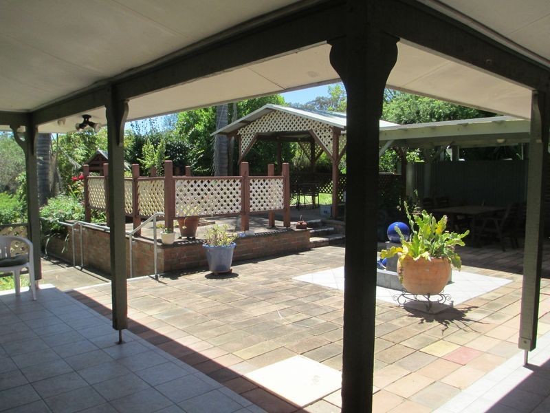 81 Wamban Road, Moruya NSW 2537