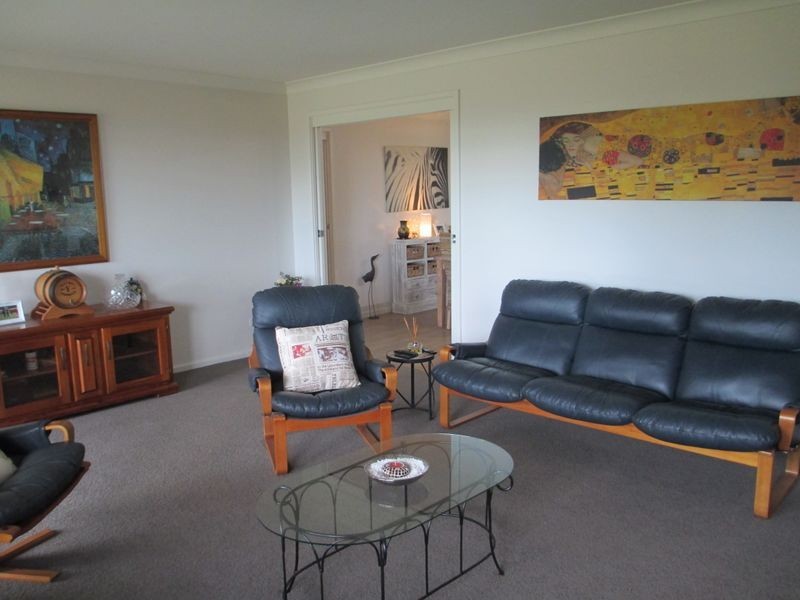 30 Mountain View Road, Moruya NSW 2537
