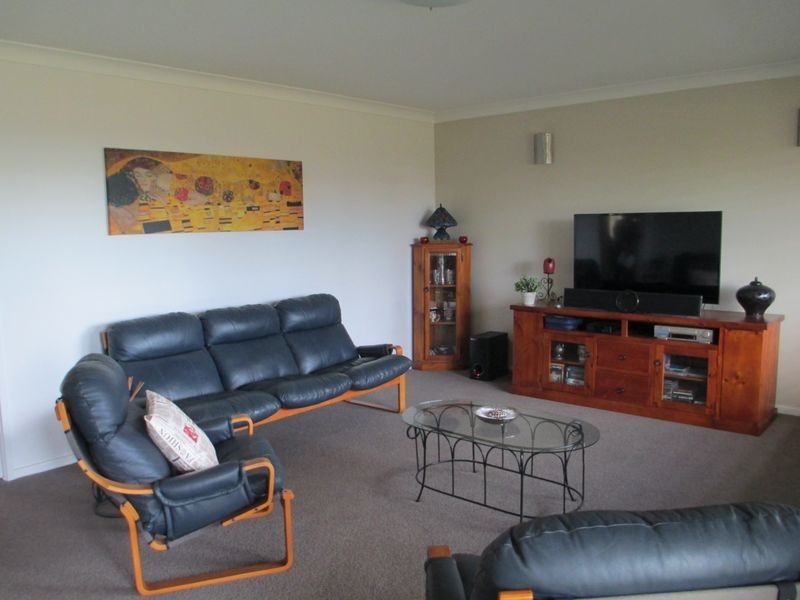 30 Mountain View Road, Moruya NSW 2537